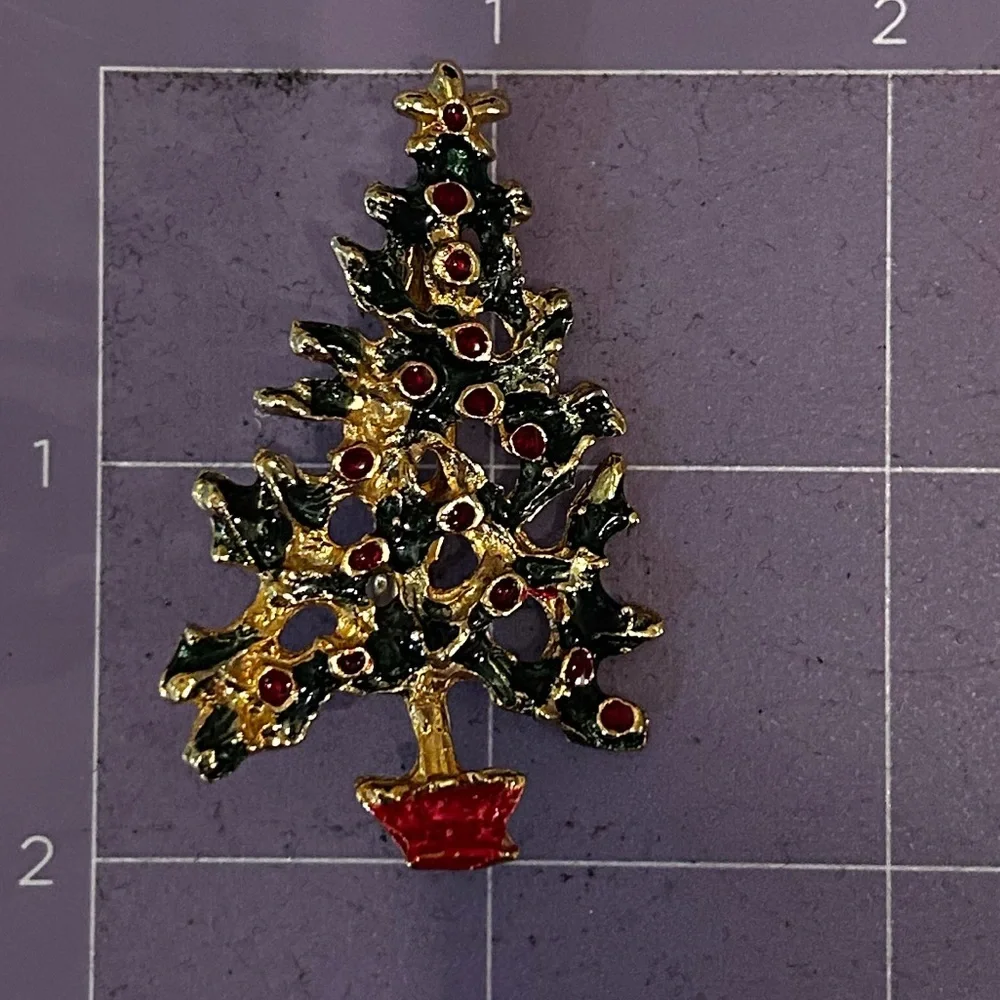 Gold Christmas Tree Brooch with Red and‎ Green Accents